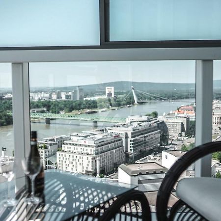 Voir Apartment Bratislava Exterior photo